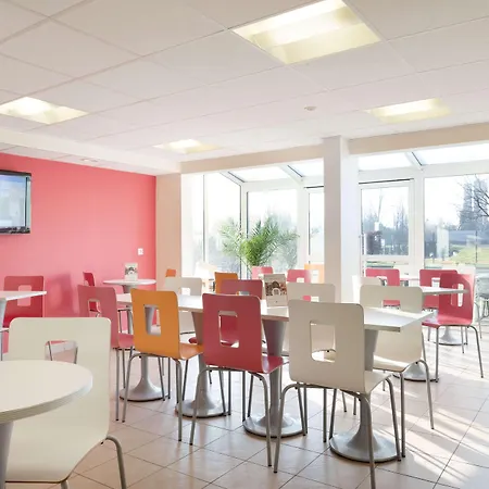 Premiere Classe Maubeuge