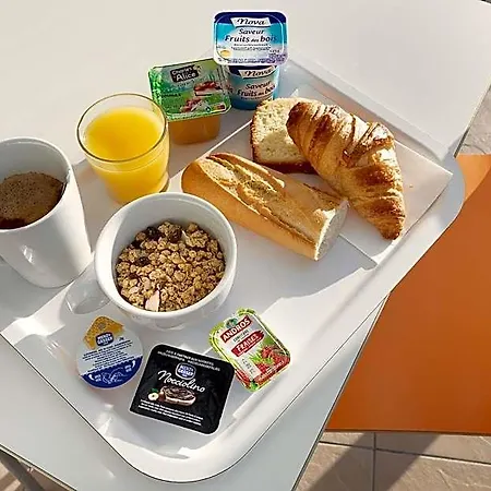 Premiere Classe Maubeuge 2*
