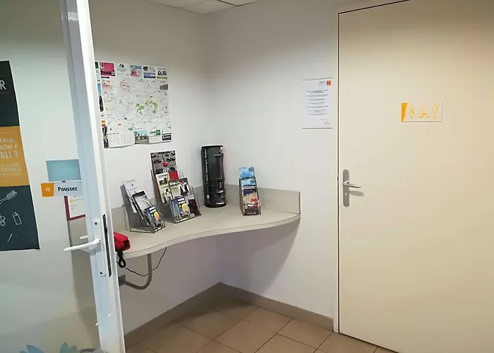 Premiere Classe Maubeuge Hotel 2*